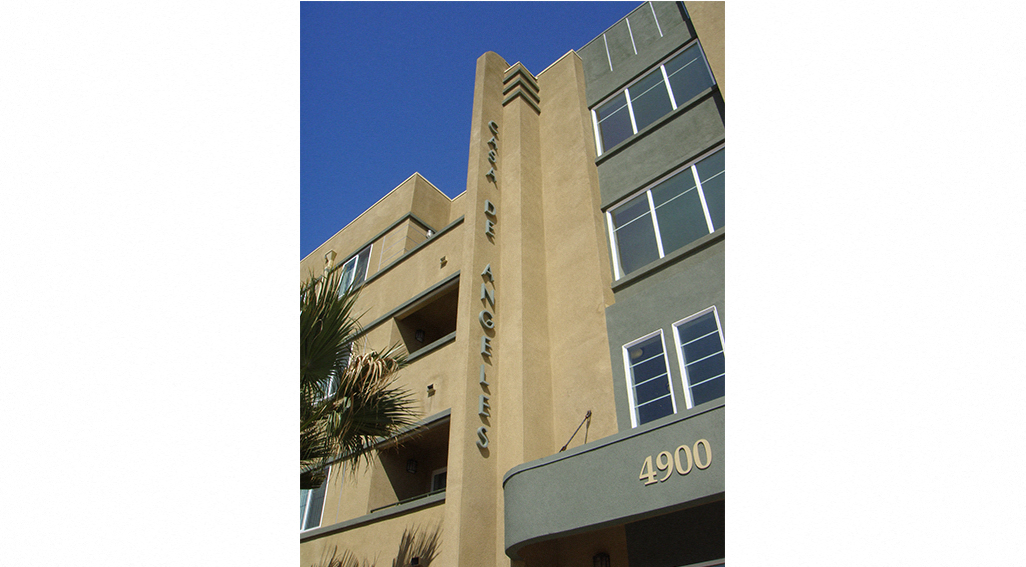 Casa De Angeles - Signage